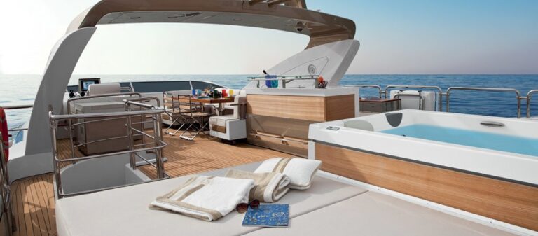 The 35m Yacht PLATINUM 77