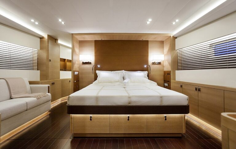 The 35m Yacht SHAMANNA