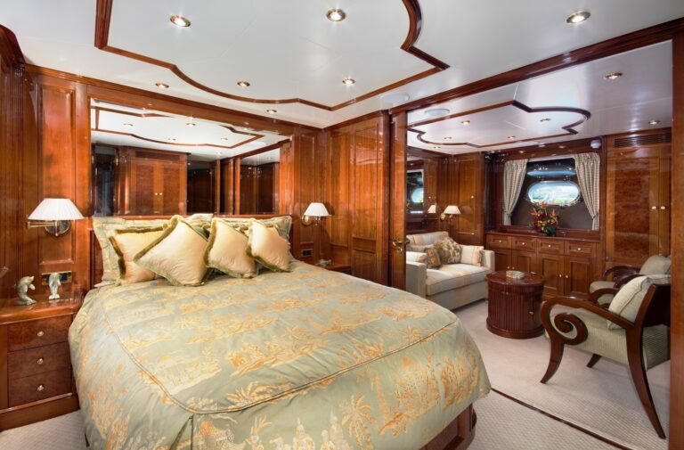 The 35m Yacht SIETE