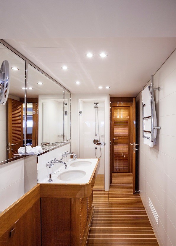 The 35m Yacht SOLLEONE