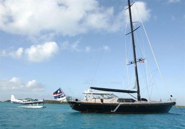 The 35m Yacht TENACIOUS