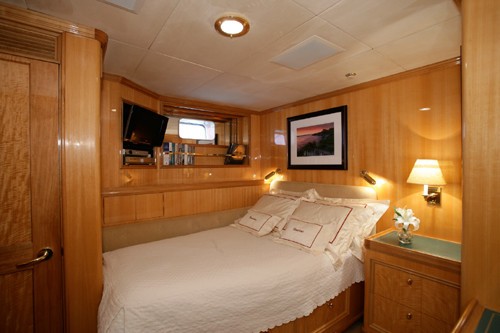 The 35m Yacht TENACIOUS