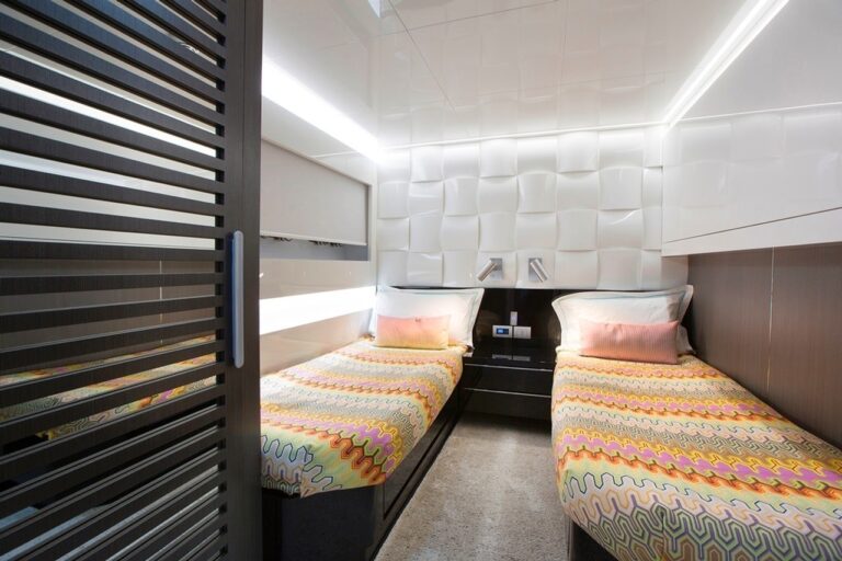 The 35m Yacht TORTOISE