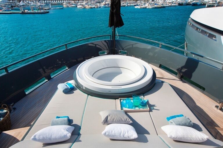 The 35m Yacht TORTOISE
