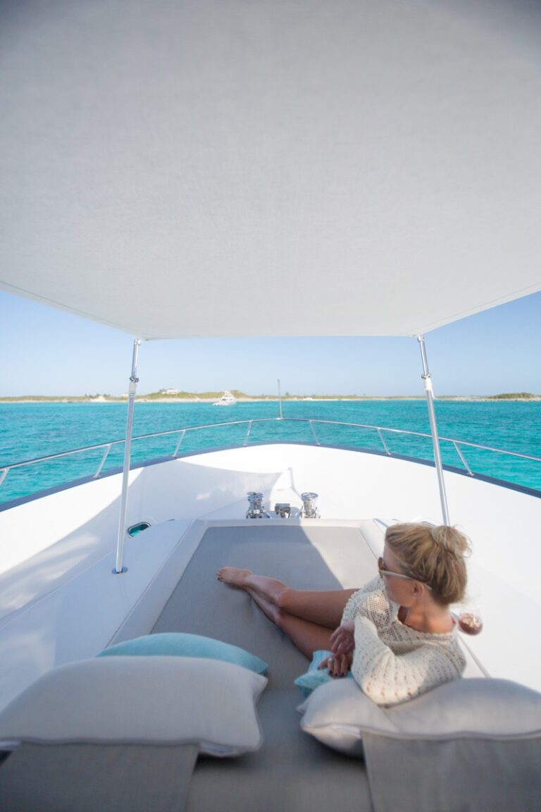 The 35m Yacht UNBRIDLED