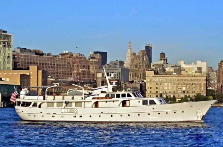 The 35m Yacht UTOPIA II