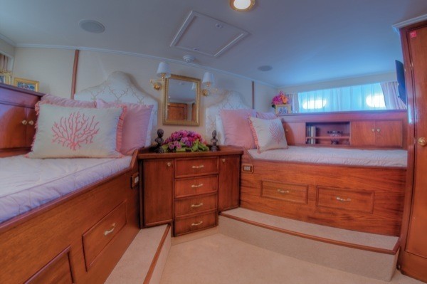 The 35m Yacht UTOPIA II
