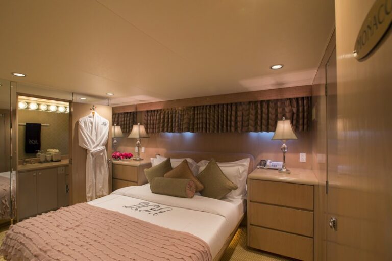 The 36m Yacht ADO