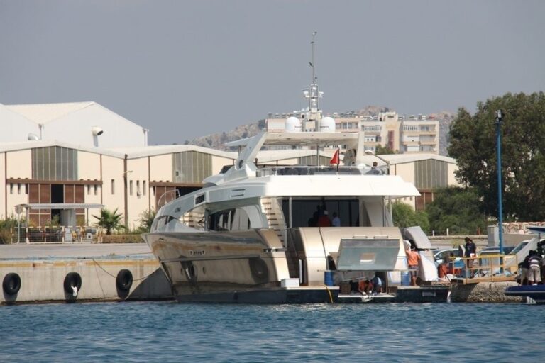 The 36m Yacht ALIYONI