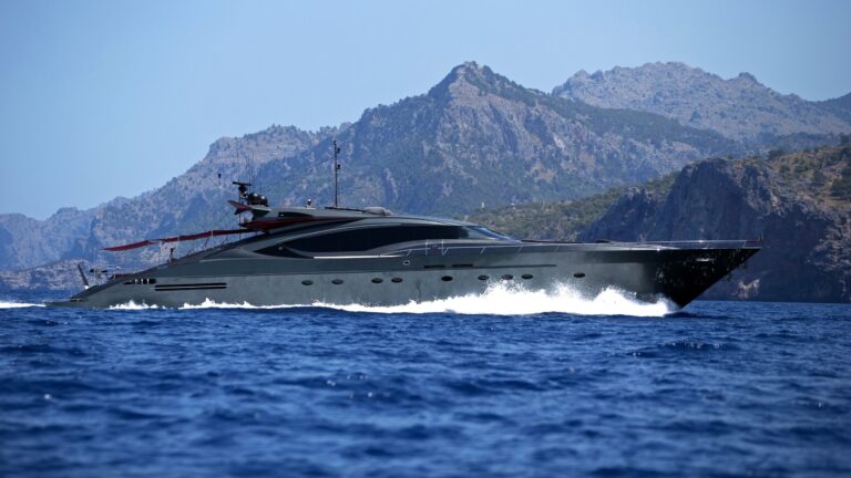 The 36m Yacht ASCARI