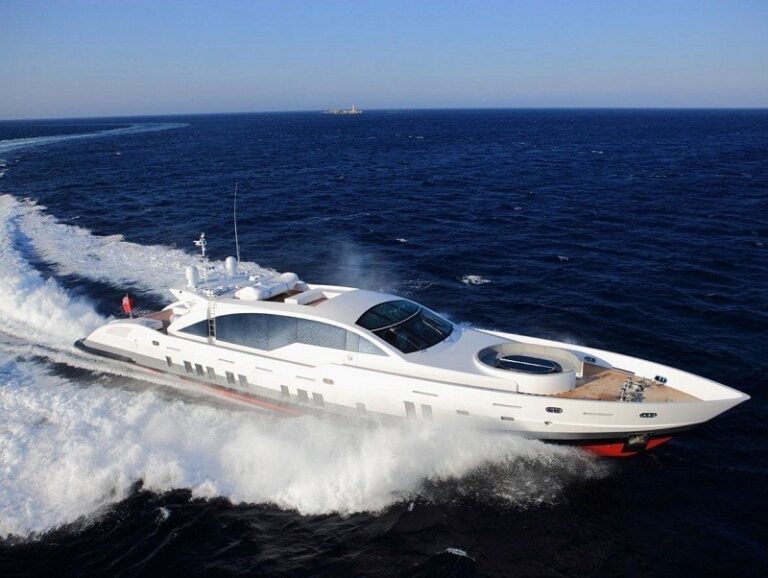 The 36m Yacht DOUBLE SHOT