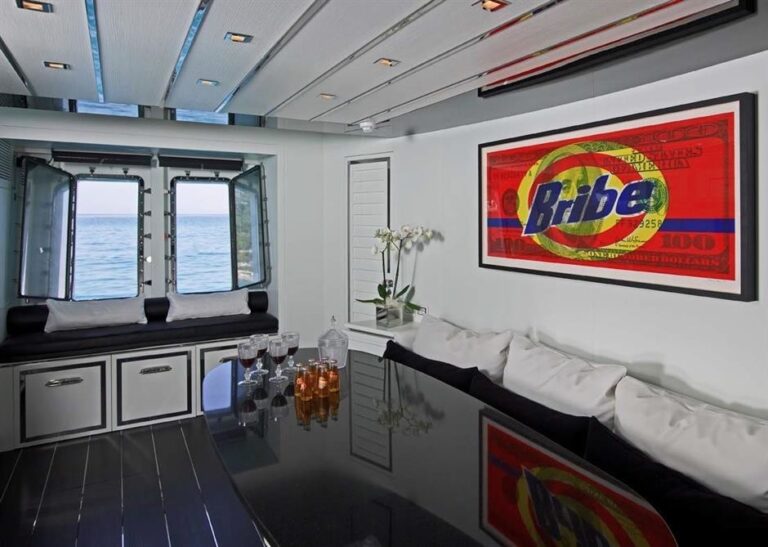 The 36m Yacht DOUBLE SHOT