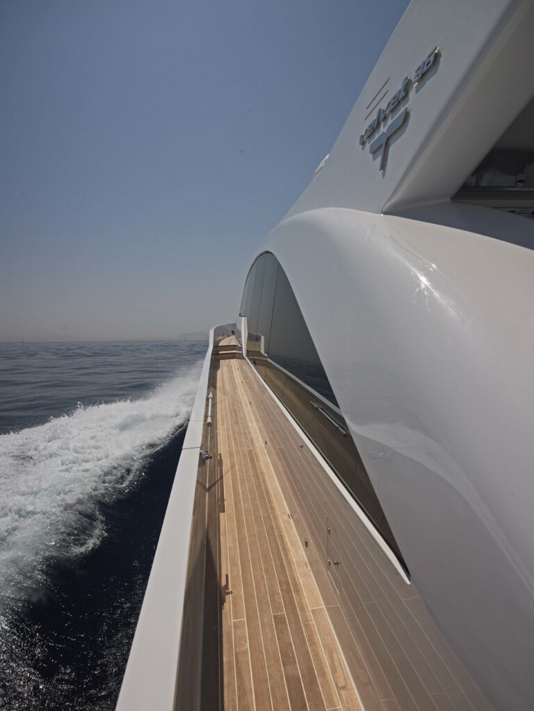 The 36m Yacht DOUBLE SHOT