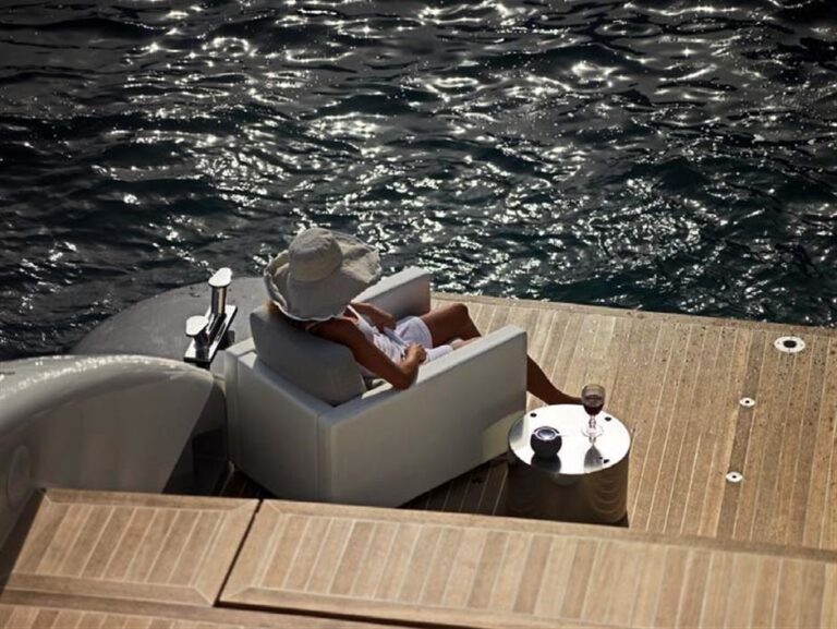 The 36m Yacht DOUBLE SHOT