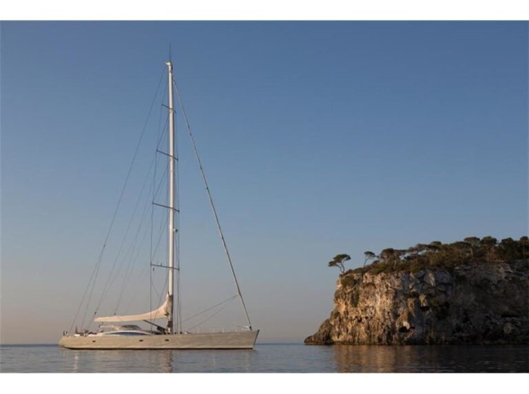 The 36m Yacht HAMILTON II