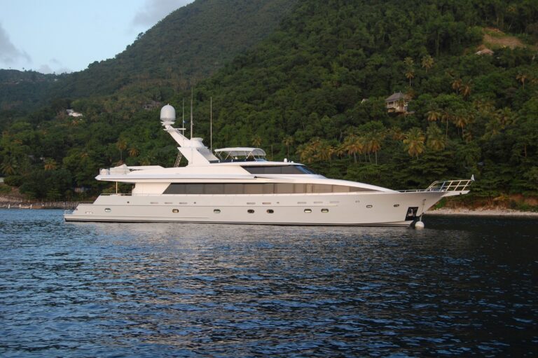 The 36m Yacht LADY DIANE II