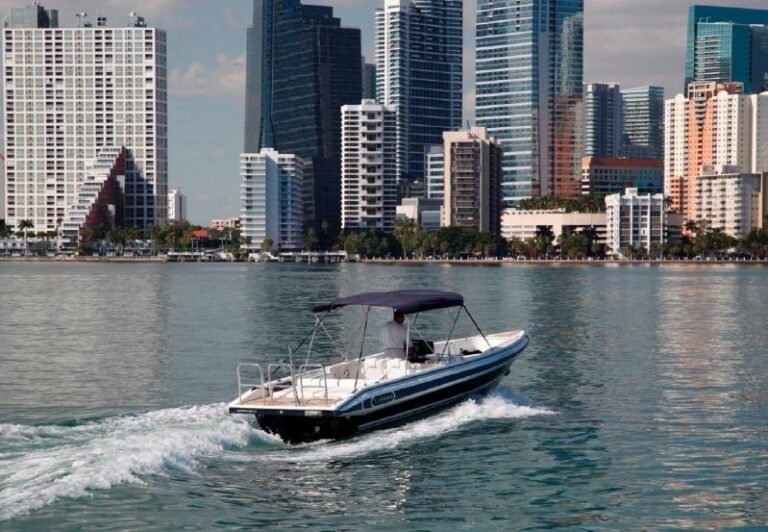 The 36m Yacht +LEJOS