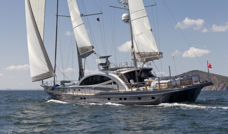 The 36m Yacht MERLIN