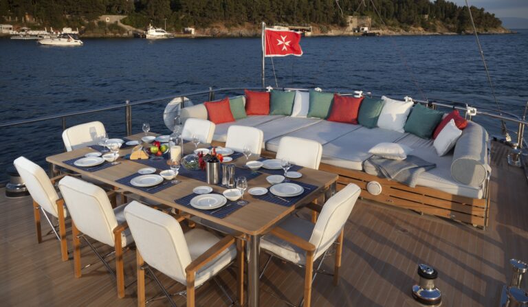 The 36m Yacht MERLIN