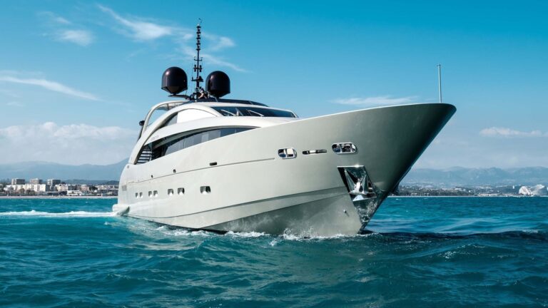 The 36m Yacht MIDNIGHT SUN
