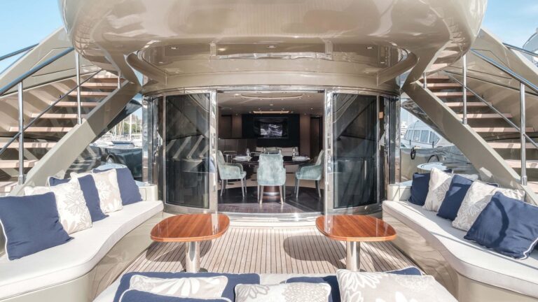 The 36m Yacht MIDNIGHT SUN