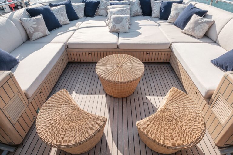 The 36m Yacht MIDNIGHT SUN