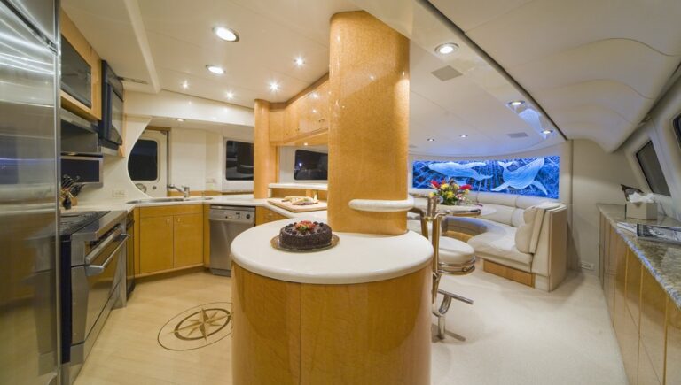 The 36m Yacht MOONRAKER