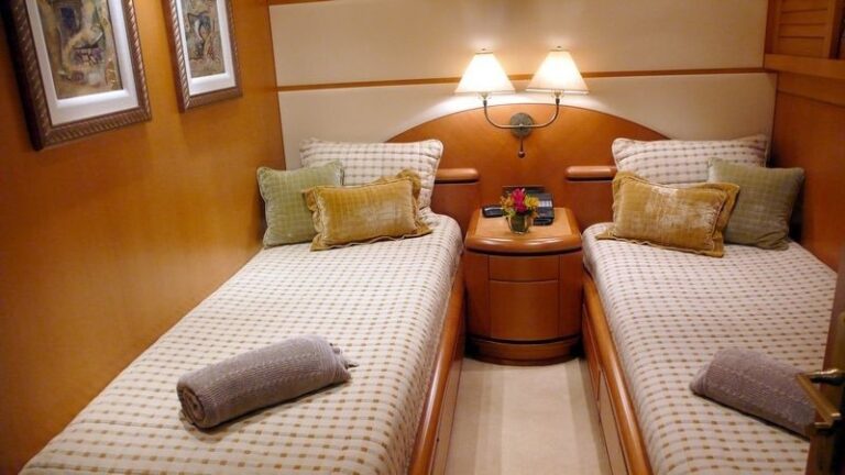 The 36m Yacht SAVANNAH