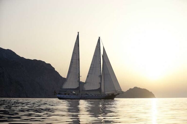 The 36m Yacht SILVER MOON