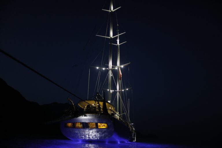 The 36m Yacht SILVER MOON