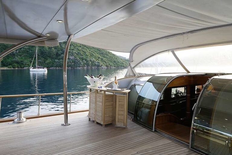 The 36m Yacht SILVER MOON