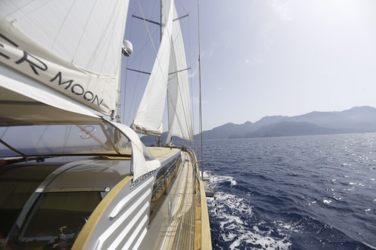 The 36m Yacht SILVER MOON