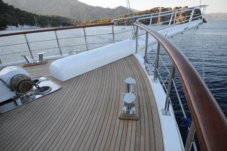 The 36m Yacht SMILE