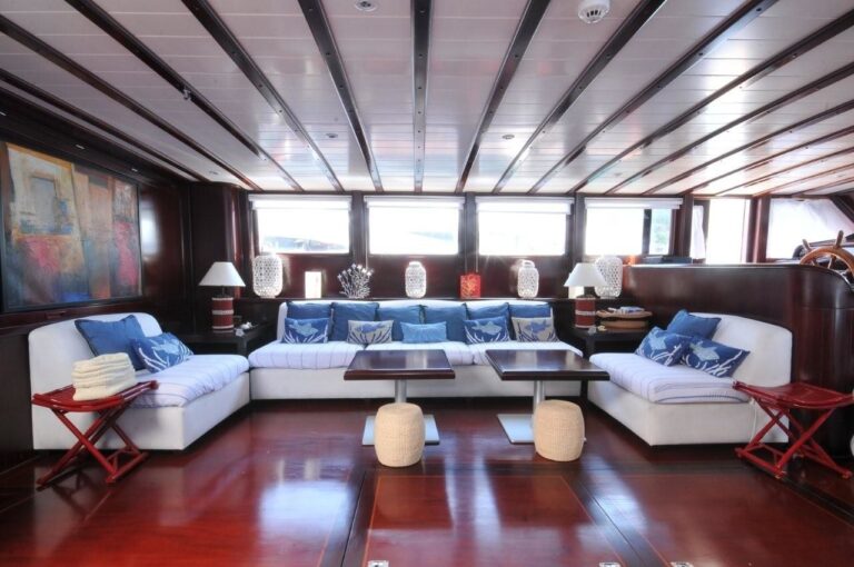 The 36m Yacht SMILE