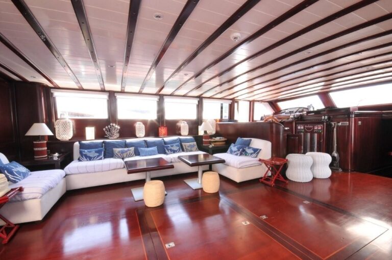 The 36m Yacht SMILE