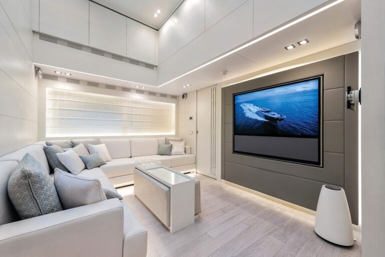 The 36m Yacht SWIFT