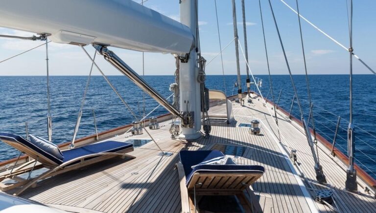 The 36m Yacht YANNEKE TOO