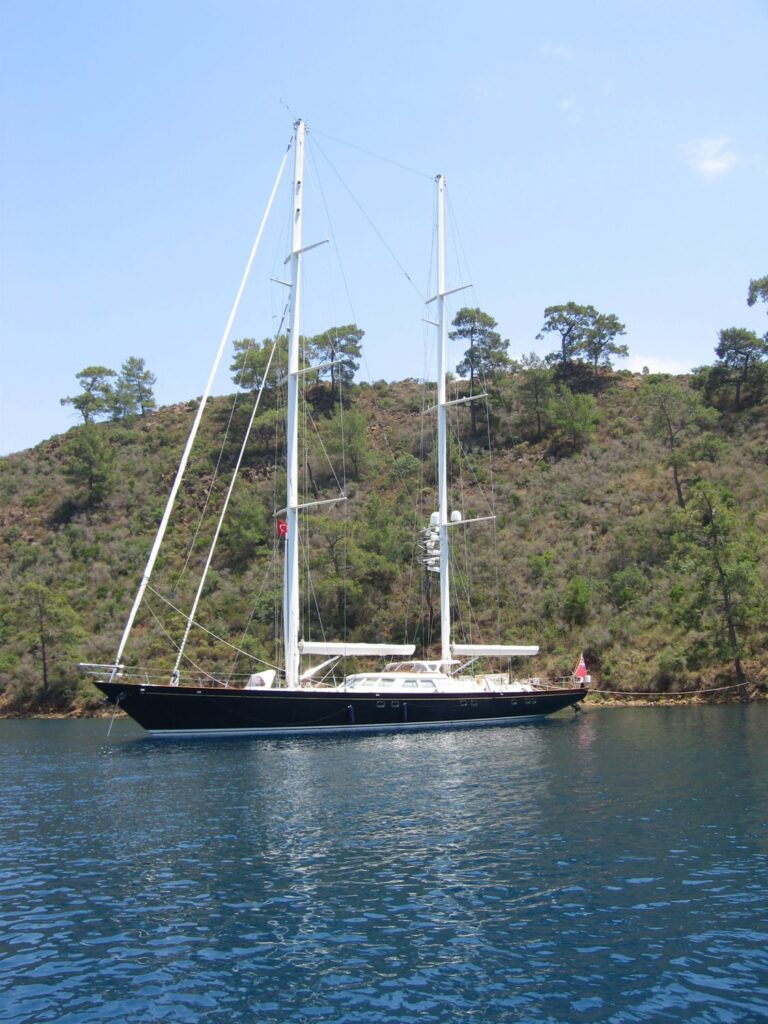 The 36m Yacht YANNEKE TOO