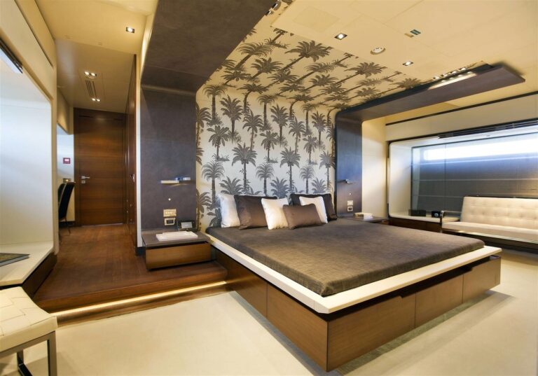 The 37m Yacht FUSION
