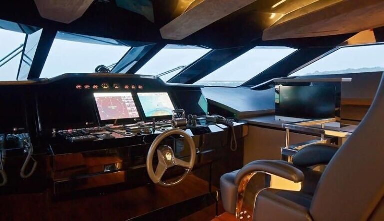 The 37m Yacht FUSION
