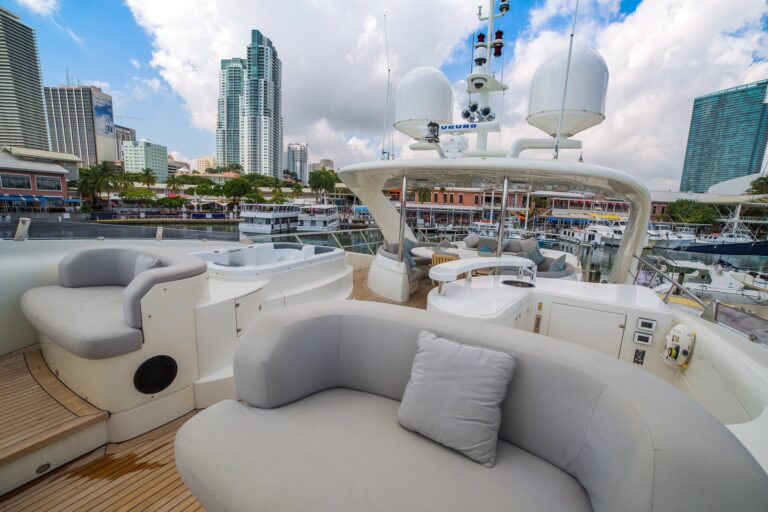 The 37m Yacht HAPPY HOUR