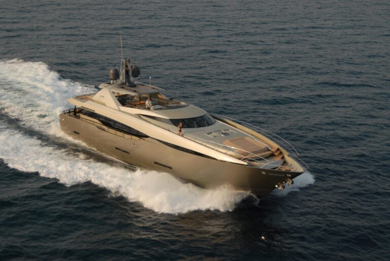 The 37m Yacht LUDY
