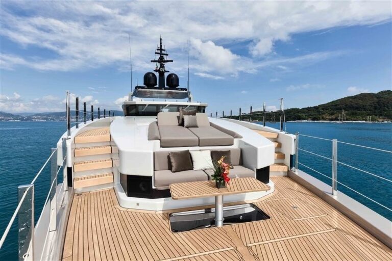 The 37m Yacht NONO