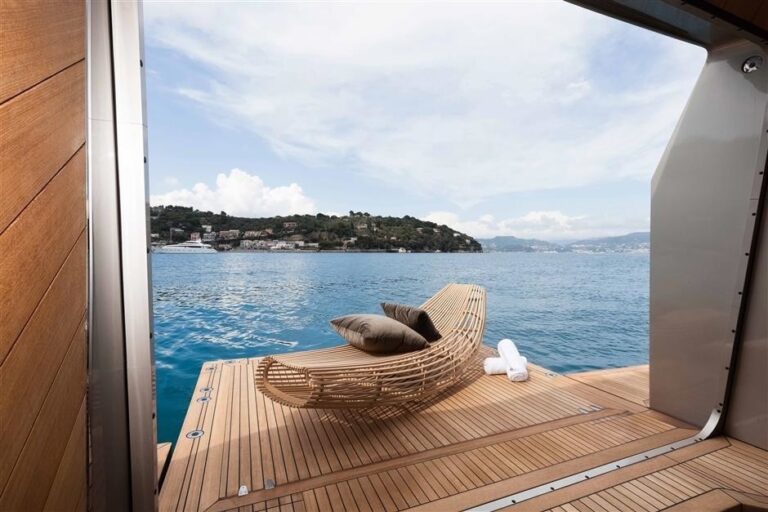 The 37m Yacht NONO