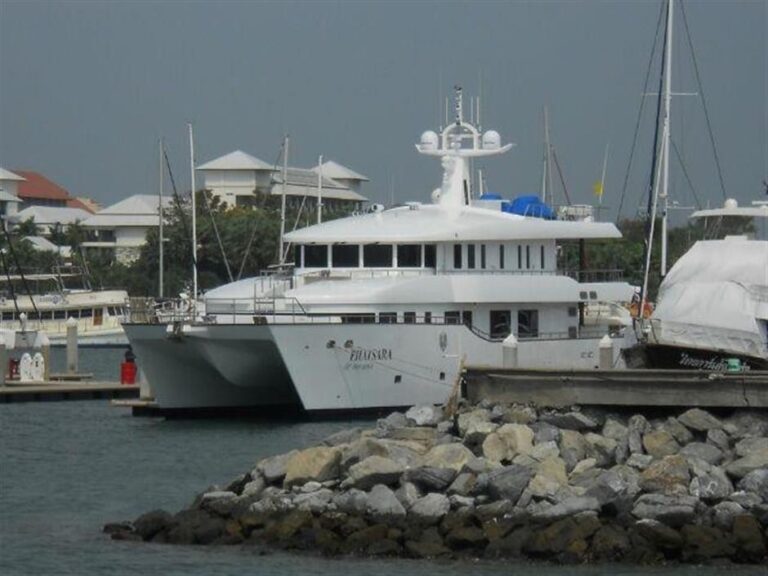 The 37m Yacht PHATSARA