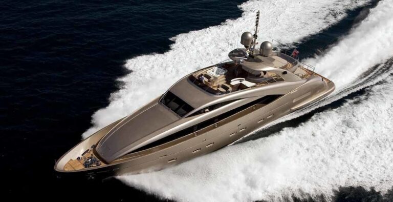 The 37m Yacht SOIREE