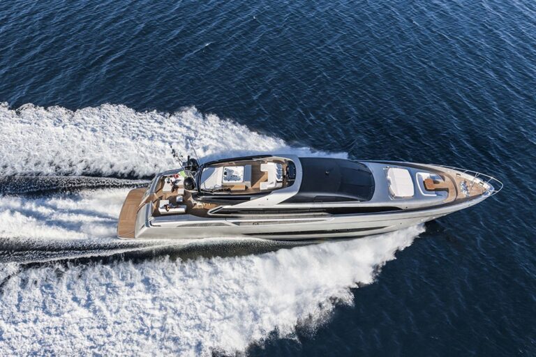 The 37m Yacht SOL