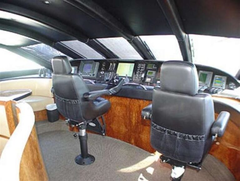Heesen Yachts