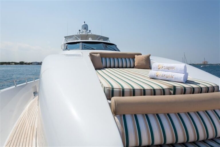 The 37m Yacht VALKYRIE