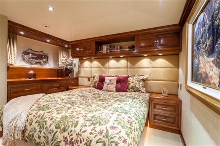 The 37m Yacht VALKYRIE